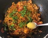 A picture of step 4 of Lau Chingri (Lauki / Bottle gourd & Prawns Curry - Bong Style).