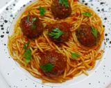 صورة لخطوة 5 من وصفة مكرونة اسباجتي بكرات اللحم 🍝