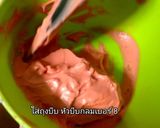 รูปขั้นตอนการทำที่ 11 ของ คัพเค้กซานต้าสูตรสวิสบัตเตอร์ครีม