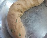 A picture of step 3 of Haleem Parathe.