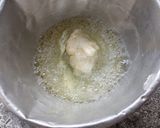 Foto langkah ke 2 dari resep Korean fried cauliflower.