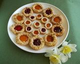 Diós linzerkoszorú recept fázis 5 fotója