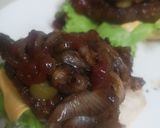 A picture of step 4 of Steak sandwich.
