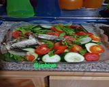 A picture of step 1 of Sardine topper vegetable salad.