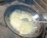 Foto langkah ke 4 dari resep Stik Bawang Renyah (sistik).