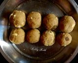 A picture of step 6 of Chickpea chocolate laddoos.