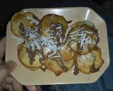 Foto langkah ke 3 dari resep Kue Terigu Goreng Manis.