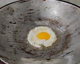 Foto langkah ke 1 dari resep Telur Ceplok Kecap.