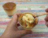 Foto del paso 10 de la receta Flan de miel con bizcocho en vasitos