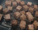 Foto langkah ke 1 dari resep Saikoro beef.