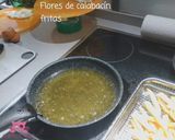 Foto del paso 3 de la receta: Flores fritas de calabacín