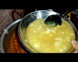 A picture of step 11 of Lahori halwa porri with aalo aur chana bhaaji.