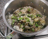 Foto del paso 4 de la receta: Risotto amb carxofes i espàrrecs
