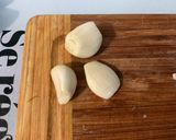 Une image de l'étape 2 de Poulet au curry,gingembre et amandes.
