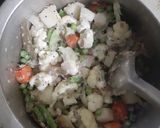 A picture of step 2 of Mix Veg Pulao.