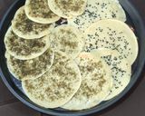 عکس مرحله 2 از دستور نان ملاقه ای