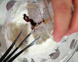 Foto del paso 6 de la receta: Tarta de queso con compota de fresa (receta fría)
