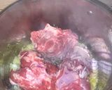 Une image de l'étape 2 de Tajine d’agneaux aux pruneaux à la marocaine.