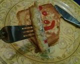 Foto langkah ke 9 dari resep Eggs in a hole...🍞🍳.