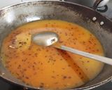 A picture of step 5 of Raw banana kofta curry.