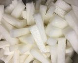 A picture of step 4 of Japanese Daikon Sweet Pickles.