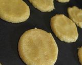 Foto del paso 3 de la receta: Galletitas de polenta