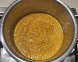 Foto del passaggio 10 della ricetta Polpette di sedano con bollito e salsa di verdure