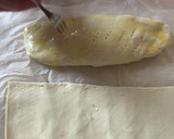 Foto del paso 6 de la receta: Hojaldre con pavo, jamón serrano y queso
