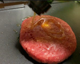 Foto del paso 5 de la receta: Hamburguesa de angus, lacón y manzana al Oporto