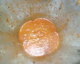 A picture of step 3 of Camarones a la Diabla.
