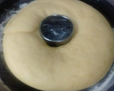 Foto del paso 11 de la receta: Rosca de Pascuas rellena de dulce de leche