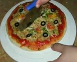 A picture of step 10 of Creamy pizza without cheese.