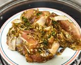 รูปขั้นตอนการทำที่ 5 ของ ไก่นึ่งสมุนไพร/ไก่นึ่งตะไคร้ พร้อมน้ำจิ้ม