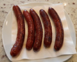 Foto del paso 2 de la receta: Salchichas frescas con salsa de tomate
