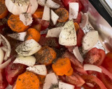 Foto del paso 2 de la receta: Crema de tomate y verduras asadas 🍅🥕🧅