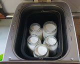 Foto del paso 2 de la receta: Yogurt natural casero en panificadora Lidl🥛🥛🥛