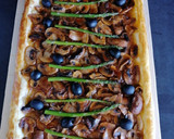 Foto del paso 9 de la receta: Hojaldre de champiñones con tomate y trigueros