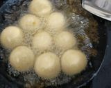 Foto langkah ke 5 dari resep Chapssal Korean Donuts.