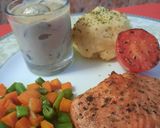 Foto langkah ke 5 dari resep Salmon steak with creamy mushroom sauce.