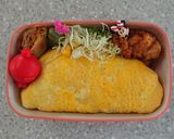A picture of step 13 of Sometimes It's Nice! Easy Omurice Bento.