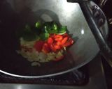 A picture of step 3 of Murmura Pakoda Chilli.