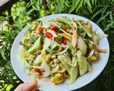 Hình bước làm 2 của món Nộm gà xé phay