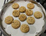 A picture of step 4 of Cranberries - Pistachio Cookies.