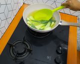 Foto langkah ke 2 dari resep Pok Coy Kuah Saus Tiram #dapurelbeweek25.