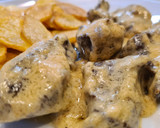 Foto del paso 7 de la receta: Presa ibérica en salsa de mostaza con patatas