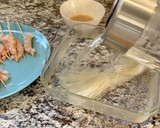 Foto del paso 3 de la receta: Gambones en crujiente de fideos de arroz