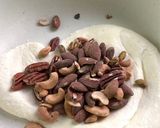 A picture of step 4 of Homemade Nougat.
