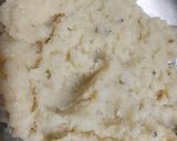 A picture of step 3 of Sooji Kakara Pitha.