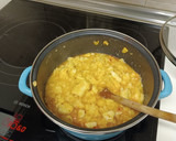 Foto del paso 3 de la receta: Sopas de ajo con cebolla y puerro caramelizados y queso de cabra
