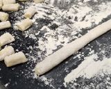 Foto del paso 3 de la receta: Gnocchi con setas y salsa de queso